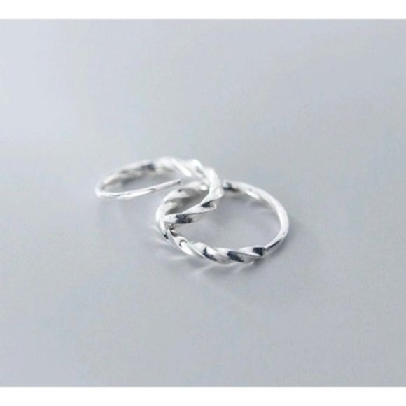 Solid Silver Small Hoop Earrings-Twist Huggie-13mm SH011 - Picture 3 of 6